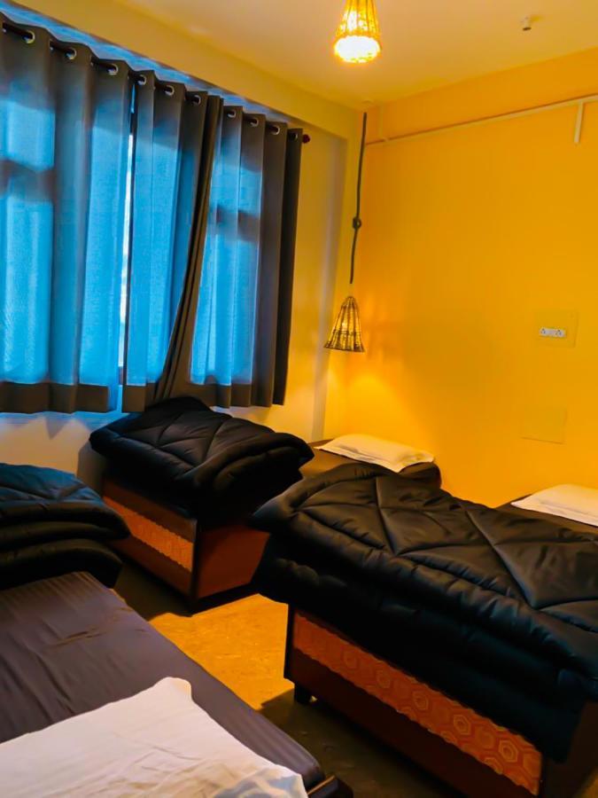 Nomads Hostel Tosh 외부 사진