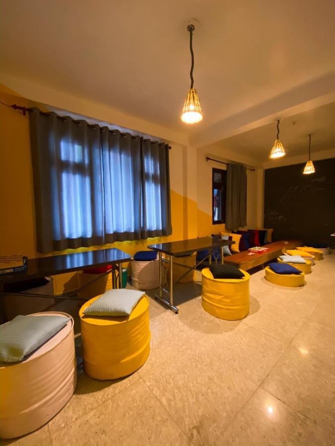 Nomads Hostel Tosh 외부 사진